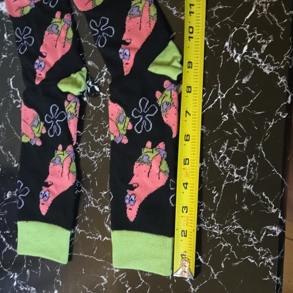 ๐๐ SpongeBob: Patrick Socks - Picture 8 of 9